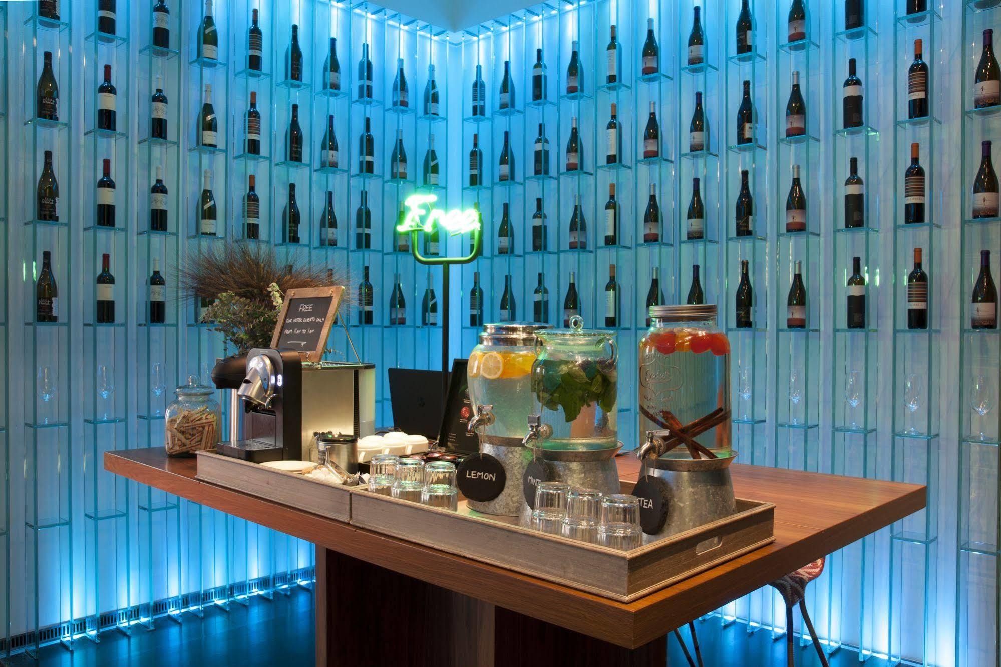 Sixtytwo Hotel 4*